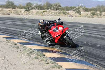 media/Dec-04-2025-Racers Edge (Thu) [[5ebc9f124d]]/2-A Group/1-Session 2 (Turn 7 Inside)/